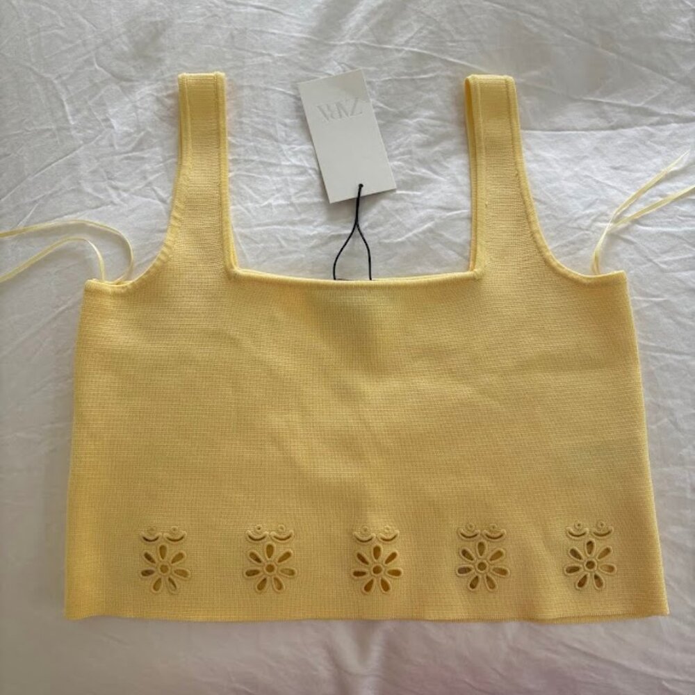 Zara Butter Yellow Cropped Tank Size Small